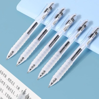 Bút bi 0.5mm mực nước, bút gel học sinh màu đậm, viết trơn nhanh khô - 28.000 VND