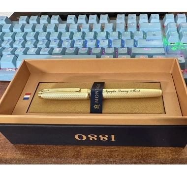 Bút bi ký tên Montaget vân chìm kim loại cao cấp - Khắc tên miễn phí - Chỉ 560.000₫ 4 Bút bi ký tên Montaget vân chìm kim loại cao cấp - Khắc tên miễn phí - Chỉ 560.000₫ 4