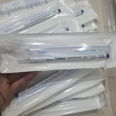 Bút định hình 1 đầu kim 0,5mm chuyên dùng xăm làm đẹp, mực xanh tím - 15.400₫