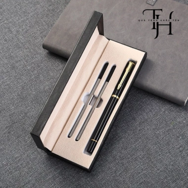 Bút khắc tên CEO18 cao cấp - Quà tặng doanh nghiệp hộp đựng + 02 ngòi 60.000 VND