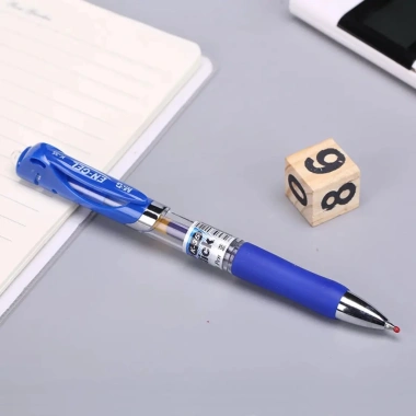 Bút ký gel xoay 360° M&G K35 ngòi 0.5mm I Ruột G5 – Set 5, giá chỉ 35.000đ (gốc 43.400đ)