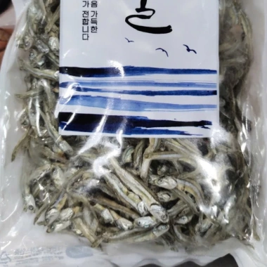 Cá cơm Hàn Quốc nhập khẩu size 2-3cm - Thịt chắc, thơm ngon, giá ưu đãi 257.250đ