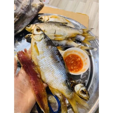 Cá khô Astrakhan Nga loại 1 - Nhiều thịt, con lớn 250-300g, giá ưu đãi 175.000₫