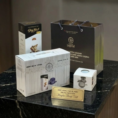 Cà phê Trung Nguyên Hộp Quà Sáng Tạo 8 - Tặng Kèm Phin, Giảm Giá 700.000 VND 3