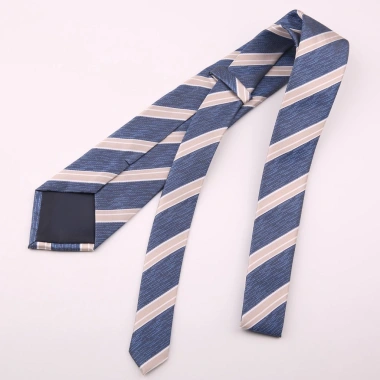 Cà vạt 8cm họa tiết sọc xanh navy - Thời trang lịch lãm, giá chỉ 97.199đ giảm 16% 3 Cà vạt 8cm họa tiết sọc xanh navy - Thời trang lịch lãm, giá chỉ 97.199đ giảm 16% 3