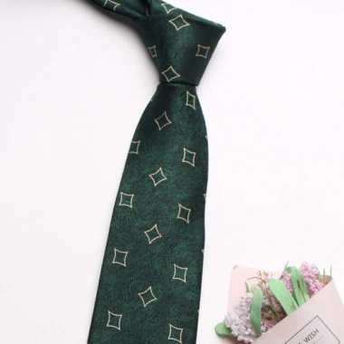 Cà vạt nam họa tiết hình thoi Polysilk sang trọng, 8cm - Giá ưu đãi 175.000đ