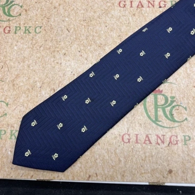 Cà vạt nam xanh đen hoàng gia tự thắt 8cm sang trọng mới 2.024 giảm còn 65.000₫ 2 Cà vạt nam xanh đen hoàng gia tự thắt 8cm sang trọng mới 2.024 giảm còn 65.000₫ 2