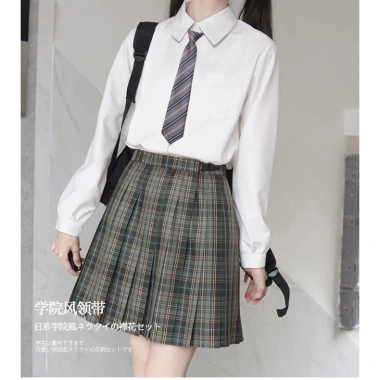 Cà vạt Nhật Bản Bông Tai Kẹp Preppy Nơ JK Đường Kẻ Sọc Dây Buộc Nam Nữ - 39.960₫ 3 Cà vạt Nhật Bản Bông Tai Kẹp Preppy Nơ JK Đường Kẻ Sọc Dây Buộc Nam Nữ - 39.960₫ 3