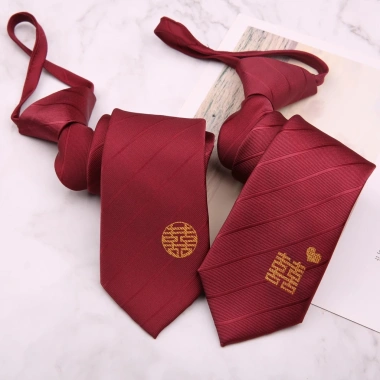 Cà vạt polyester 7-8cm đỏ đậm có khóa kéo – Đẹp cho chú rể, chỉ 107.999₫