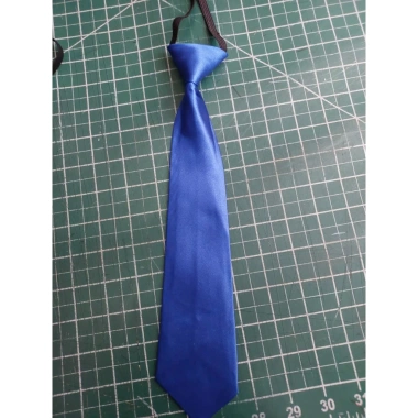 Cà vạt thắt sẵn 6x30cm bản nhỏ nam nữ vải phi bóng - Giá chỉ 20.000đ