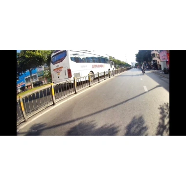 Camera hành trình gương chiếu hậu HD 1.080p - Ghi hình liên tục, giảm rung, chỉ 1,250,000₫