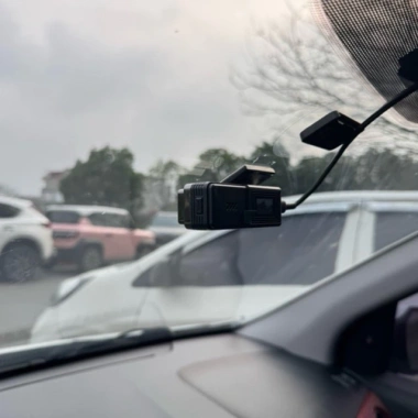 Camera Hành Trình Ô Tô VieView V9 Pro Siêu Nét Nhỏ Gọn, Ghi Hình 1.080P USB, Bảo Hành 12 Tháng