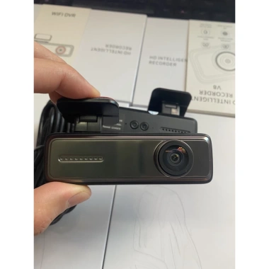 Camera hành trình V8 WiFi 1.080P Full HD, kết nối Android, xem qua app, giá chỉ 470.000đ