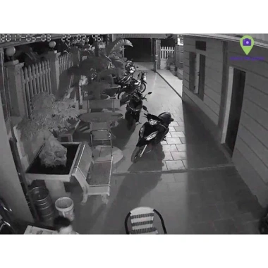 Camera Lắp Ngoài Trời Vuông - Đèn LED Chiếu Sáng, Miễn Phí Ship, Giá 1.03 Triệu