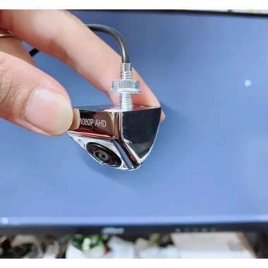 Camera lùi AHD 1.080P siêu nét cho Android - Bản new 2.025 giá ưu đãi 395.000 VND