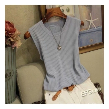 Camisole áo lụa nữ mùa hè sát nách, áo vest dáng ôm cổ tròn không tay, đa năng giảm cân, kích thước lớn, đáy mỏng 68k 3 Camisole áo lụa nữ mùa hè sát nách, áo vest dáng ôm cổ tròn không tay, đa năng giảm cân, kích thước lớn, đáy mỏng 68k 3