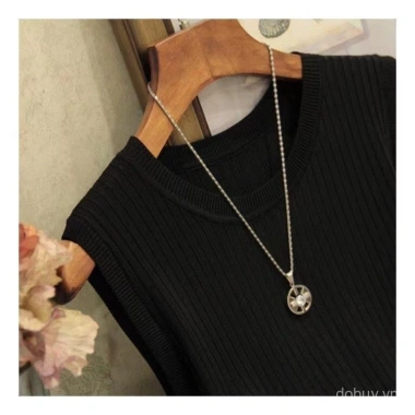 Camisole áo lụa nữ mùa hè sát nách, áo vest dáng ôm cổ tròn không tay, đa năng giảm cân, kích thước lớn, đáy mỏng 68k 7 Camisole áo lụa nữ mùa hè sát nách, áo vest dáng ôm cổ tròn không tay, đa năng giảm cân, kích thước lớn, đáy mỏng 68k 7