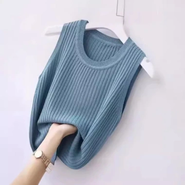 Camisole áo lụa nữ mùa hè sát nách, áo vest dáng ôm cổ tròn không tay, đa năng giảm cân, kích thước lớn, đáy mỏng 68k 12 Camisole áo lụa nữ mùa hè sát nách, áo vest dáng ôm cổ tròn không tay, đa năng giảm cân, kích thước lớn, đáy mỏng 68k 12