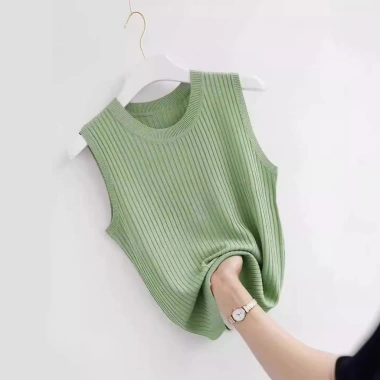Camisole áo lụa nữ mùa hè sát nách, áo vest dáng ôm cổ tròn không tay, đa năng giảm cân, kích thước lớn, đáy mỏng 68k 13 Camisole áo lụa nữ mùa hè sát nách, áo vest dáng ôm cổ tròn không tay, đa năng giảm cân, kích thước lớn, đáy mỏng 68k 13