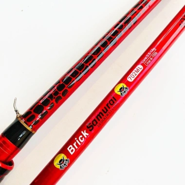 Cần câu lure Brick Samurai đầu bu chống xoắn carbon – 150.000đ (giảm từ 181.500đ) 6