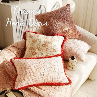 (Cao Cấp) Vỏ Áo Gối Sofa Hoạ Tiết Đỏ - Gối Vuông Tựa Lưng Trang Trí Phòng Khách, Giá 250k (Giảm từ 300k)