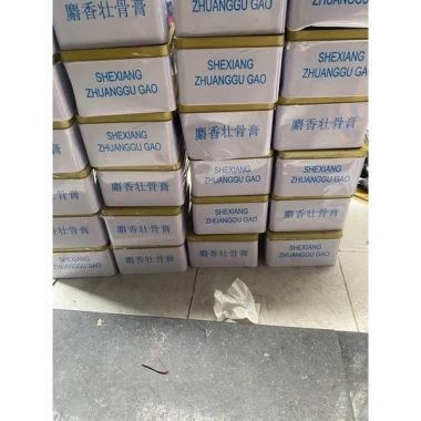 Cao dán Con Cọp 5-7 chữ giảm đau Thái Lan - 1 gói 4 miếng dán chính hãng giá 71.800₫ 4 Cao dán Con Cọp 5-7 chữ giảm đau Thái Lan - 1 gói 4 miếng dán chính hãng giá 71.800₫ 4