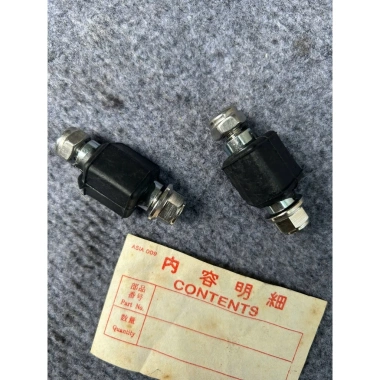 Cao Su Đỡ Giò Gà Honda Cub Đời Thấp Bộ 2 Cái Dày Bền Kèm Ốc 35.000 9 Cao Su Đỡ Giò Gà Honda Cub Đời Thấp Bộ 2 Cái Dày Bền Kèm Ốc 35.000 9