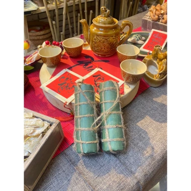Cặp 2 Mô Hình Bánh Tét Handmade Decor Size S 12cm - Trang Trí Tết Giá Ưu Đãi 58.500 VND