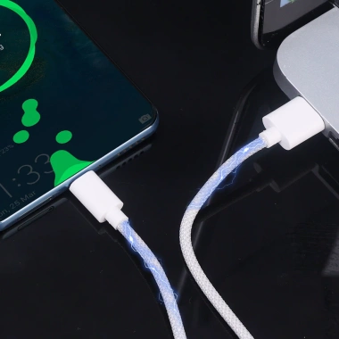 Cáp sạc USB‑C 20W cho iPhone 15 Pro Max & Samsung – Dây dữ liệu tốc độ cao, bím Nylon chống vỡ, tương thích CarPlay 5 Cáp sạc USB‑C 20W cho iPhone 15 Pro Max & Samsung – Dây dữ liệu tốc độ cao, bím Nylon chống vỡ, tương thích CarPlay 5