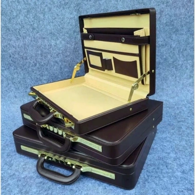 Cặp táp khóa số Doanh nhân 7.731 – Size 38x26x6cm, sang trọng đen & nâu