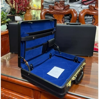 Cặp táp vali khoá số size to 704 mở rộng – Giá chỉ 2.09 triệu, giảm tới 20%