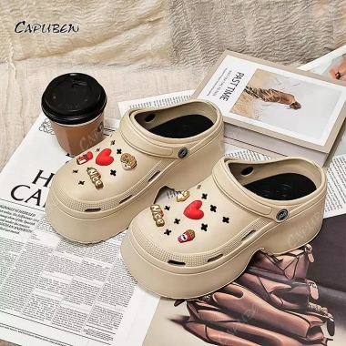 CAPUBEW Dép Lỗ Nữ Gắn Hoa Eva Dễ Tháo Đế Mềm Chống Trượt Thoáng Khí - 272k