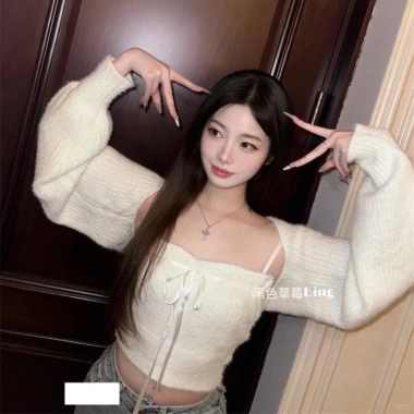 Cardigan nữ dáng ngắn tay pông Gợi Cảm Desire kèm khăn choàng len - 142.560 VND 8
