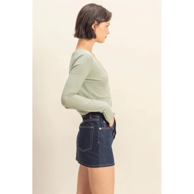 Cardigan nữ thời trang, chất liệu mềm mịn, giá ưu đãi 104.300đ phong cách dư xịn