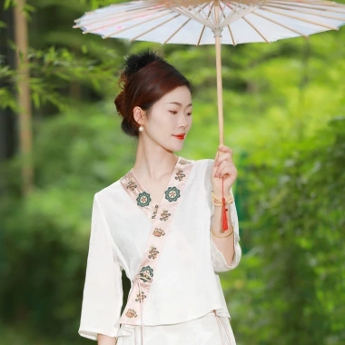 Cardigan Top Mùa Hè 2.025 Thêu Tay Ngắn Phong Cách Dân Tộc – Giá 316.323 VND 9