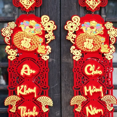Câu đối Năm Mới 2.025 - Trang trí Tết sang trọng, thiết kế tinh tế, chỉ 90.000 VNĐ