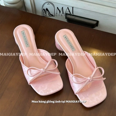 Cầu gót mũi vuông quai nơ 3cm chất liệu gấm phù hợp áo dài Tết giá ưu đãi 279.000 VND MAI GIAYDEP