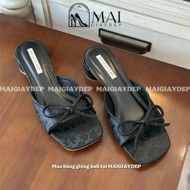Cầu gót mũi vuông quai nơ 3cm chất liệu gấm phù hợp áo dài Tết giá ưu đãi 279.000 VND MAI GIAYDEP