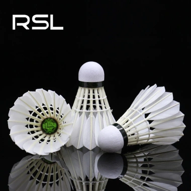 Cầu lông cổ điển RSL C Bulutangkis 1 ống 12 chiếc - Giá ưu đãi 604.800 VND