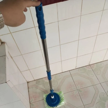 Cây lau nhà 360 độ Trần Thức - Dùng cho thùng lau nhà, giảm giá 95.000đ 5 Cây lau nhà 360 độ Trần Thức - Dùng cho thùng lau nhà, giảm giá 95.000đ 5