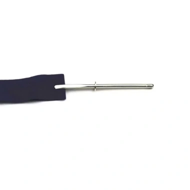 Cây luồn thun dễ dùng, giá chỉ 10.000đ, giảm so với 12.400đ, thích hợp may áo, quần