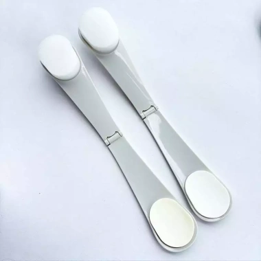 Cây Thoa Kem Lưng & Body TOOLA Brush BT-TLA075 - Giá 49.000 VND, chất liệu mềm mịn 5 Cây Thoa Kem Lưng & Body TOOLA Brush BT-TLA075 - Giá 49.000 VND, chất liệu mềm mịn 5