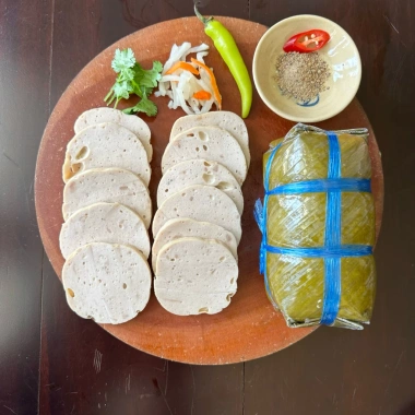 Chả Lụa 1kg Hương Quê Chuẩn Việt - Gói Lá Chuối, Không Nylon, Không Phẩm Màu, Giá 159k 2