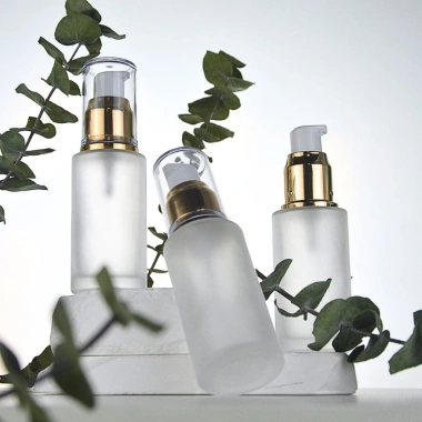 Chai chiết mỹ phẩm thủy tinh mờ 15ml 50ml xịt giọt cao cấp kem dưỡng da serum giá 14.900 VND