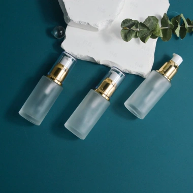 Chai chiết mỹ phẩm thủy tinh mờ 15ml 50ml xịt giọt cao cấp kem dưỡng da serum giá 14.900 VND