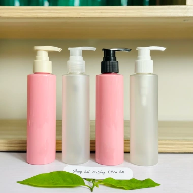 Chai lọ nhựa 150ml vai ngang hồng trắng - vòi nhấn, khóa vàng - gội, tắm, lotion - 8.400 VND 2 Chai lọ nhựa 150ml vai ngang hồng trắng - vòi nhấn, khóa vàng - gội, tắm, lotion - 8.400 VND 2