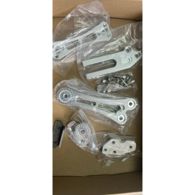 Chắn bùn xe điện CNC vân cacbon đẹp - tặng kèm 3 lục giác, giá ưu đãi 52.000₫