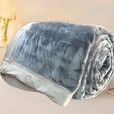 Chăn Lông Nhung Tuyết 2mx2m3 Siêu Mềm Mịn Cao Cấp 2kg Tặng Túi Xách Giá 150.000 VND