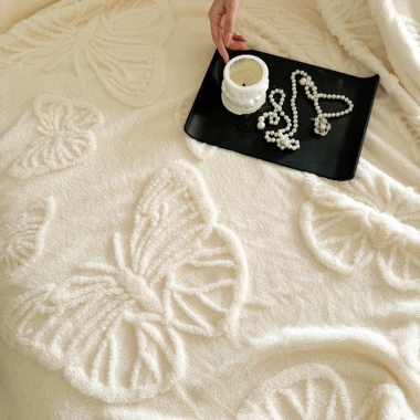 Chăn Mùa Hè Nhung San Hô 100% Mềm, Điều Hòa Không Khí, Jacquard Bướm, Giá Ưu Đãi 149.490 VND