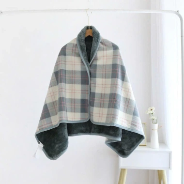 Chăn ngủ văn phòng kiêm áo choàng 100x140cm, chất liệu mềm mịn, nút kẻ sọc, tiện lợi, giảm giá 138k